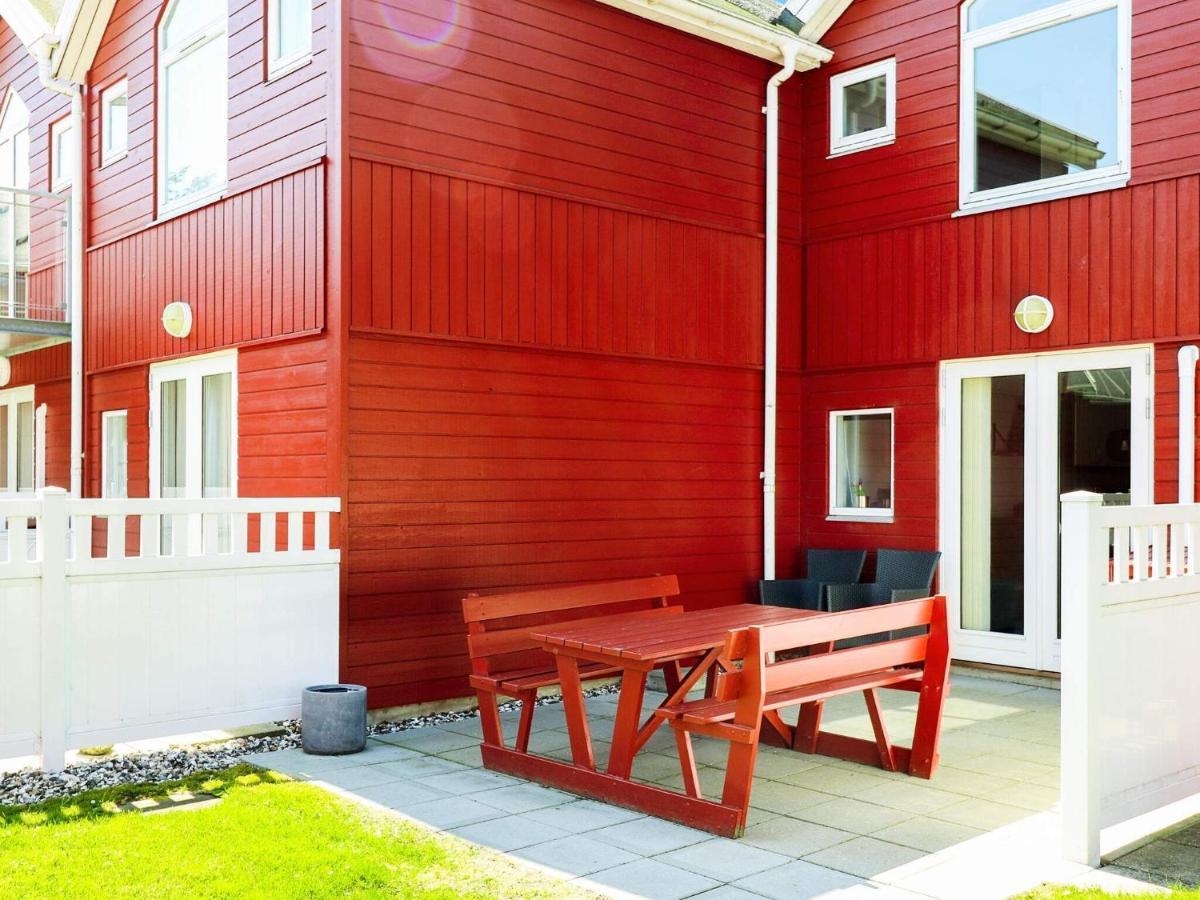 6 Person Holiday Home In Hadsund Bagian luar foto