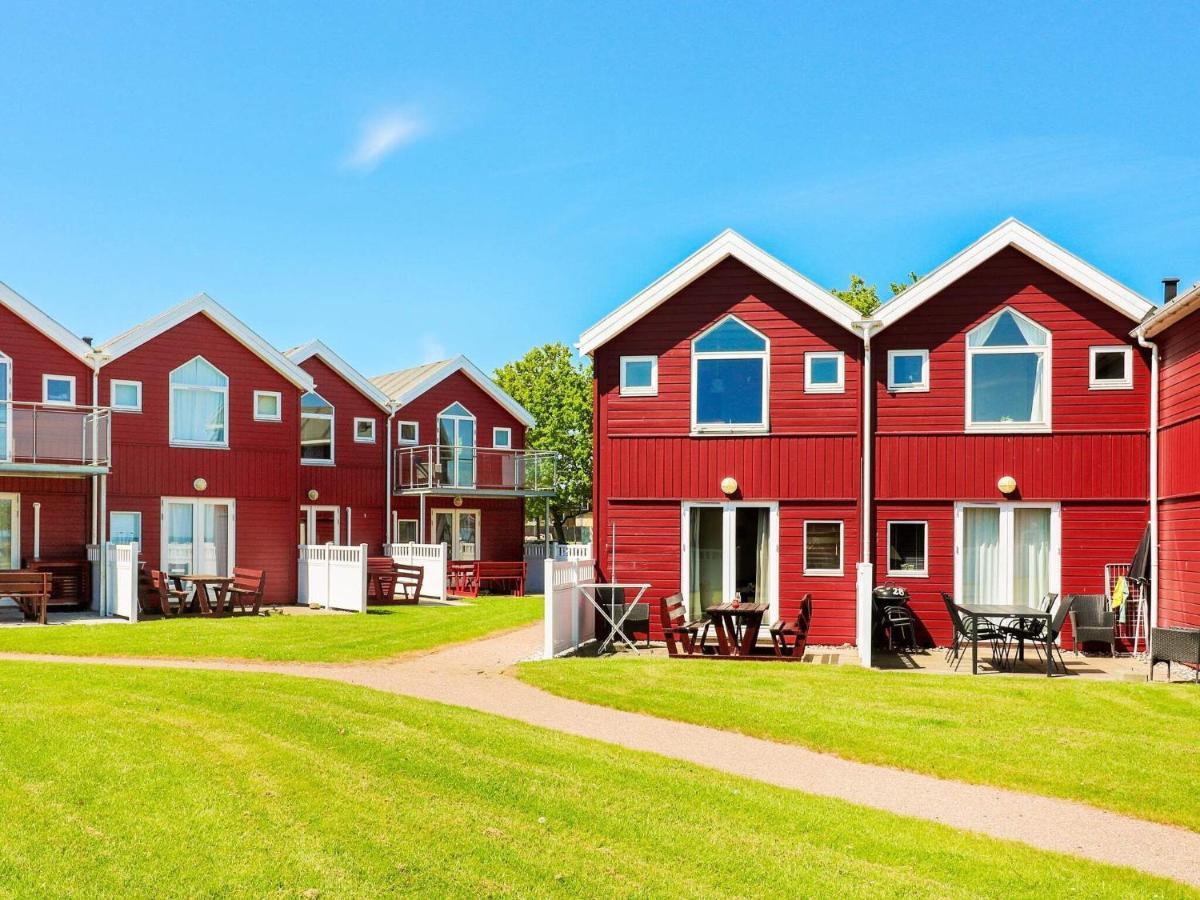 6 Person Holiday Home In Hadsund Bagian luar foto